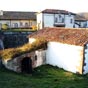 La citadelle de Mendiguren. Munie de quatre bastions, elle fut édifiée en 1625-1627 par Pierre de Conty de La Mothe d'Argencourt, puis reprise en 1640-1648 par Nicolas Desjardins. Son mur ouest comprend des casemates d’artillerie construites dans les anné